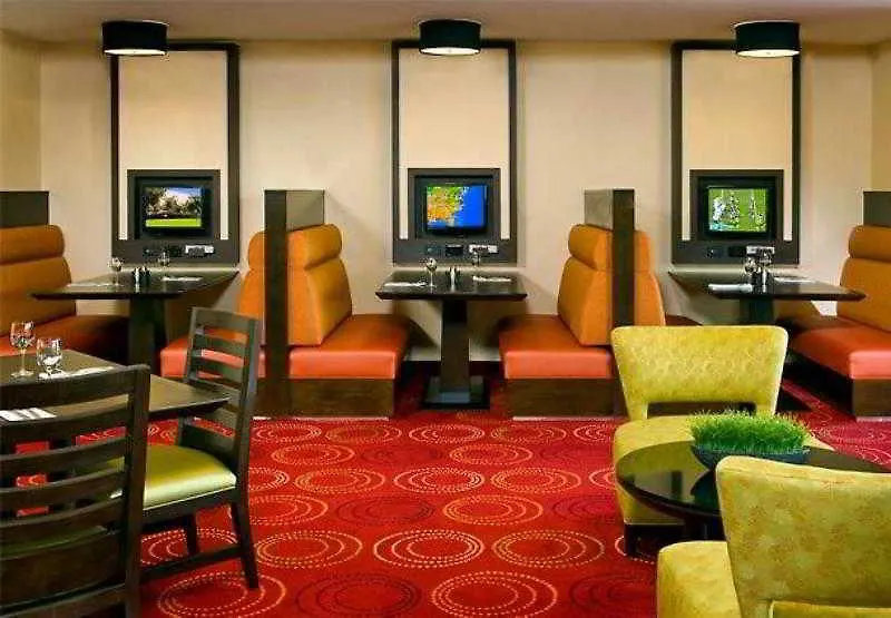 Courtyard Newport News Airport Hotell 3*,